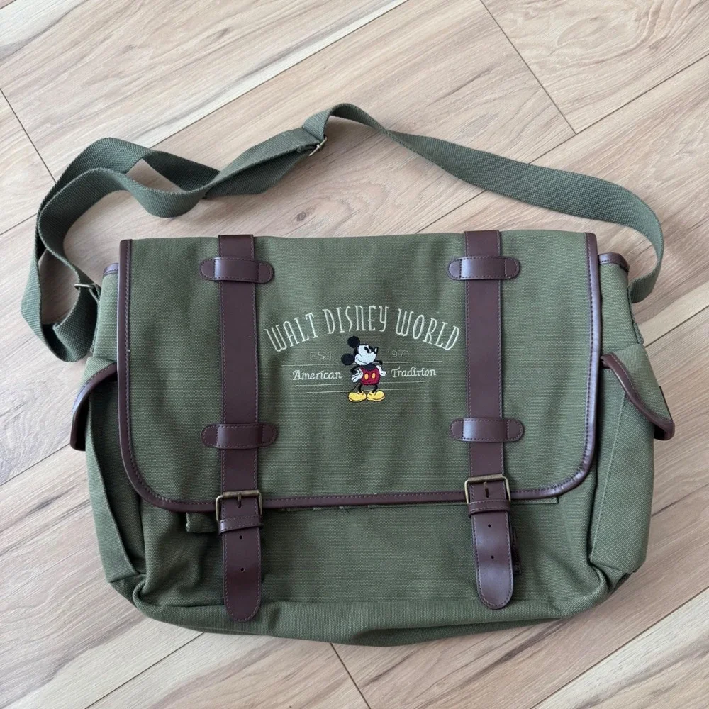 Vintage Walt Disney World Mickey Mouse Green Canvas Messenger Bag, Excellent